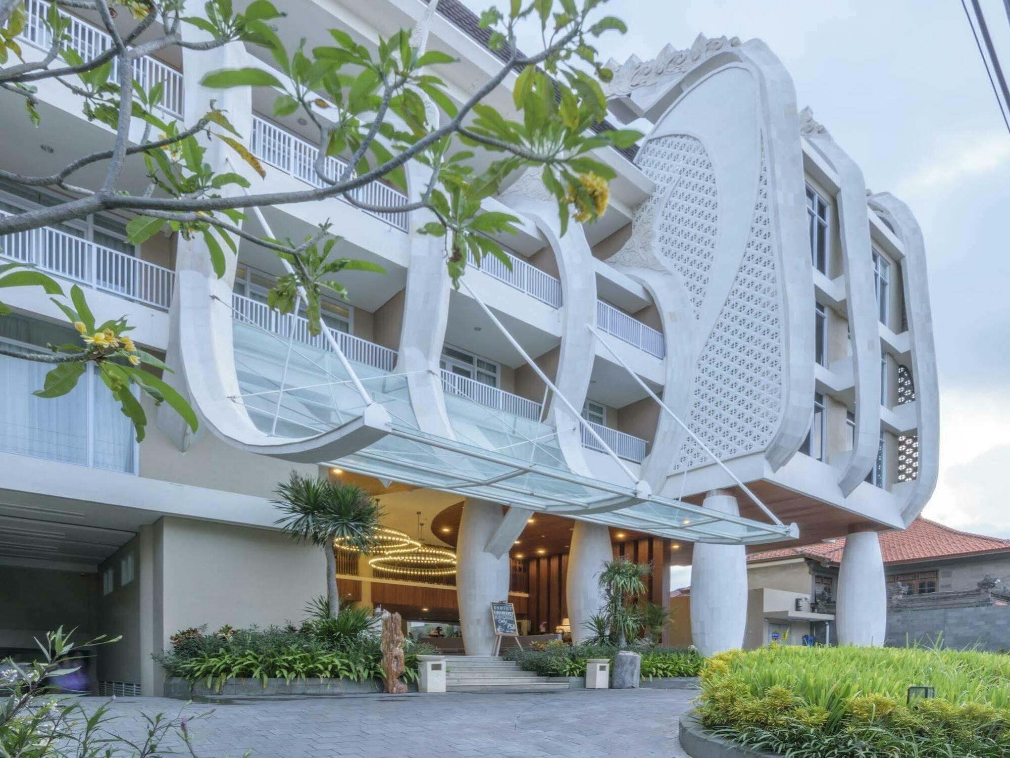 Bedrock Hotel Kuta Kuta Lombok Extérieur photo