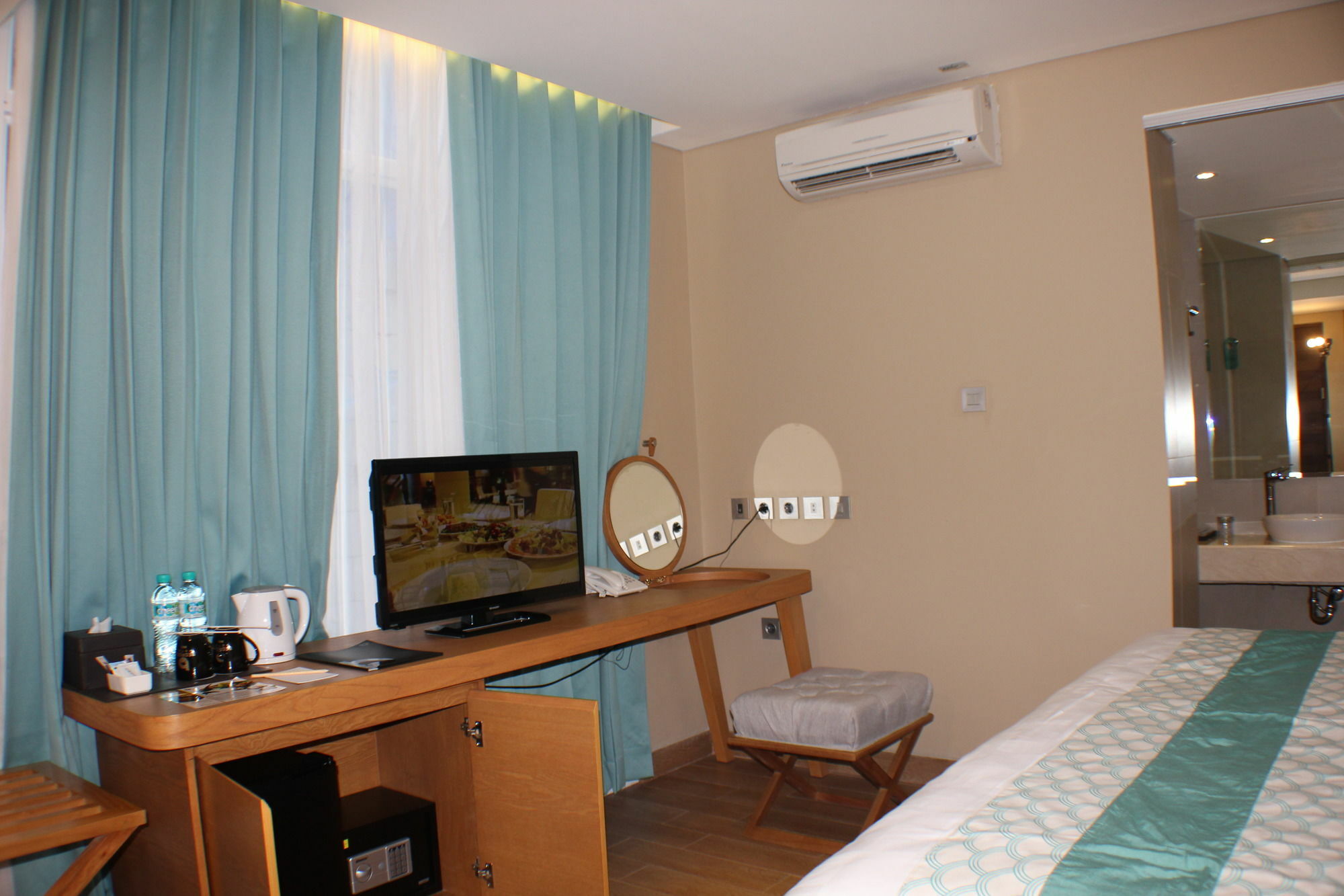 Bedrock Hotel Kuta Kuta Lombok Extérieur photo